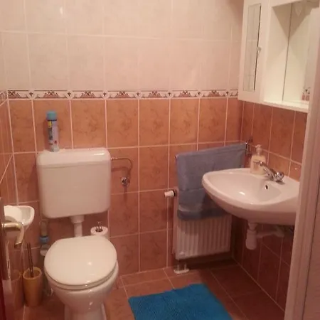 Apartament Szandra Apartman *
