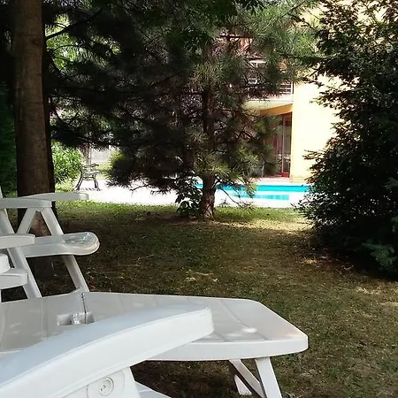 Apartament Szandra Apartman *